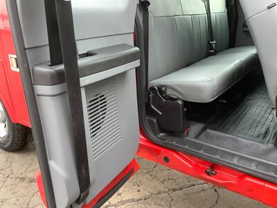 2012 Ford F-250 Super Duty XLT   - Photo 22 - Crest Hill, IL 60403