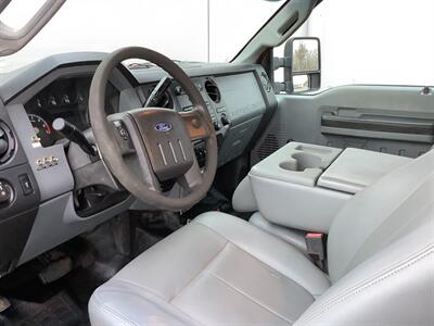 2012 Ford F-250 Super Duty XLT   - Photo 15 - Crest Hill, IL 60403