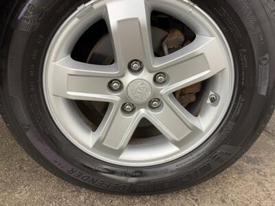2009 Kia Sportage EX - Photo 38 - Crest Hill, IL 60403