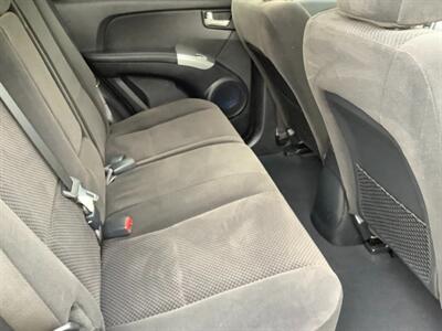 2009 Kia Sportage EX - Photo 17 - Crest Hill, IL 60403