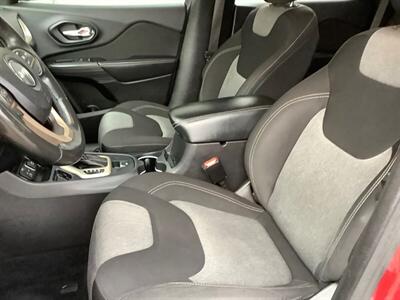 2014 Jeep Cherokee Latitude   - Photo 21 - Crest Hill, IL 60403