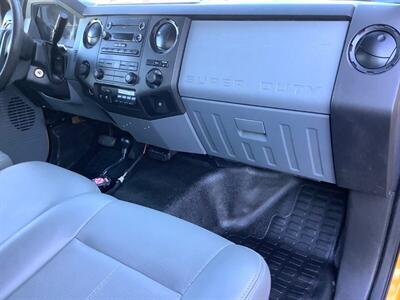 2011 Ford F-350 XL PLOW TRUCK - Photo 37 - Crest Hill, IL 60403