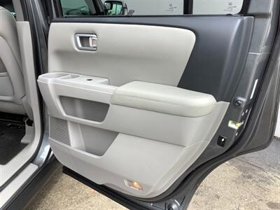 2011 Honda Pilot Touring   - Photo 42 - Crest Hill, IL 60403