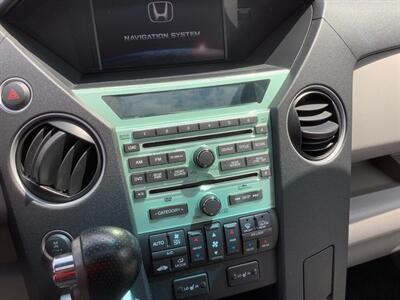 2011 Honda Pilot Touring   - Photo 14 - Crest Hill, IL 60403