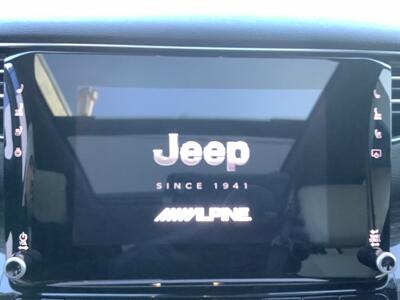 2022 Jeep Wagoneer Series II   - Photo 12 - Crest Hill, IL 60403