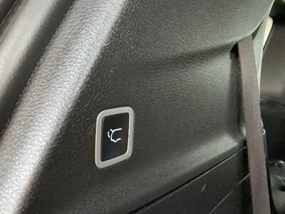 2021 Chrysler Pacifica Touring L   - Photo 45 - Crest Hill, IL 60403