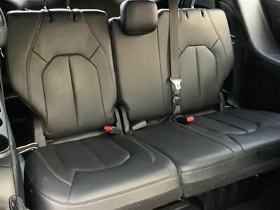 2021 Chrysler Pacifica Touring L   - Photo 29 - Crest Hill, IL 60403