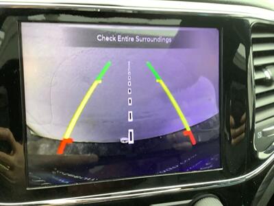 2020 Jeep Grand Cherokee Altitude   - Photo 10 - Crest Hill, IL 60403