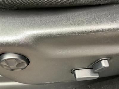 2020 Jeep Grand Cherokee Altitude   - Photo 14 - Crest Hill, IL 60403