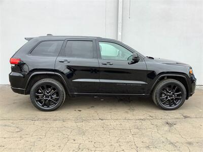 2020 Jeep Grand Cherokee Altitude   - Photo 7 - Crest Hill, IL 60403