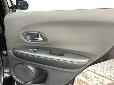 2016 Honda HR-V LX   - Photo 25 - Crest Hill, IL 60403