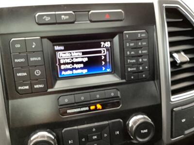 2016 Ford F-150 XLT   - Photo 21 - Crest Hill, IL 60403