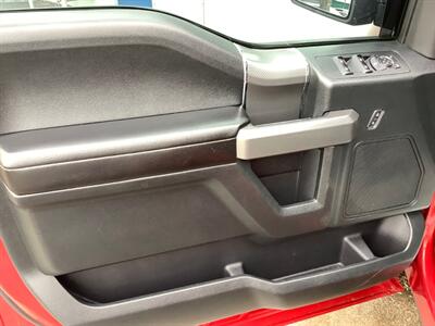 2016 Ford F-150 XLT   - Photo 11 - Crest Hill, IL 60403