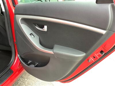 2014 Hyundai ELANTRA GT - Photo 23 - Crest Hill, IL 60403