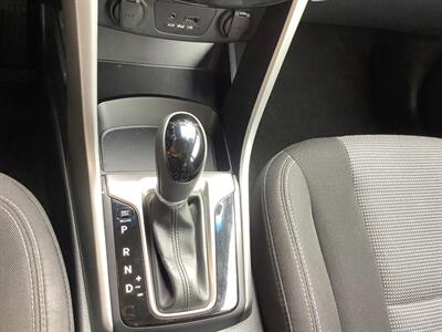 2014 Hyundai ELANTRA GT - Photo 17 - Crest Hill, IL 60403