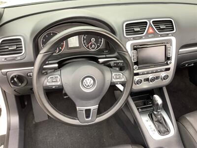 2013 Volkswagen Eos Komfort SULEV   - Photo 18 - Crest Hill, IL 60403