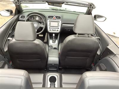 2013 Volkswagen Eos Komfort SULEV   - Photo 35 - Crest Hill, IL 60403