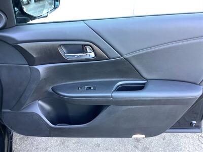 2014 Honda Accord EX-L V6 w/Navi   - Photo 46 - Crest Hill, IL 60403