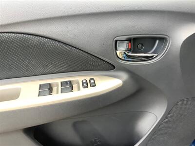 2010 Toyota Yaris   - Photo 11 - Crest Hill, IL 60403