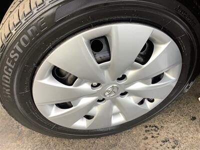 2010 Toyota Yaris   - Photo 32 - Crest Hill, IL 60403