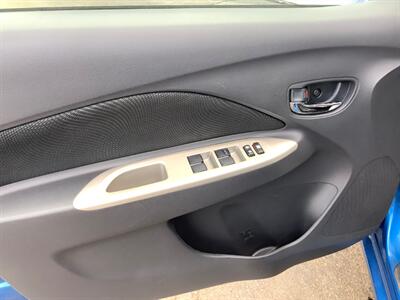 2010 Toyota Yaris   - Photo 10 - Crest Hill, IL 60403