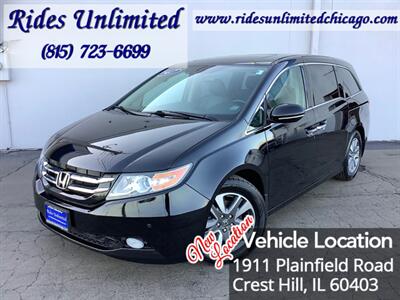 2017 Honda Odyssey Touring   - Photo 1 - Crest Hill, IL 60403