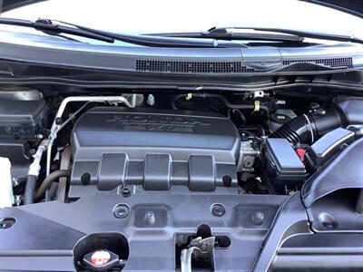 2017 Honda Odyssey Touring   - Photo 52 - Crest Hill, IL 60403