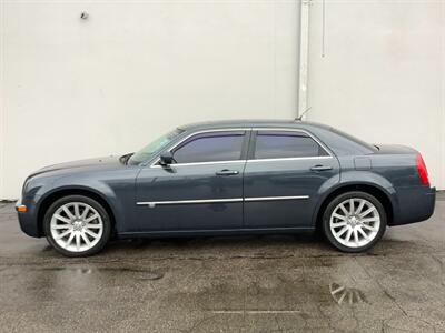 2008 Chrysler 300 C HEMI 5.7L  5.7L V8 - Photo 3 - Crest Hill, IL 60403