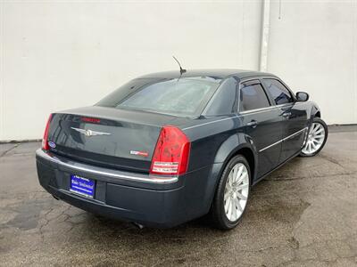 2008 Chrysler 300 C HEMI 5.7L  5.7L V8 - Photo 5 - Crest Hill, IL 60403