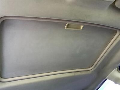 2008 Chrysler 300 C HEMI 5.7L  5.7L V8 - Photo 25 - Crest Hill, IL 60403