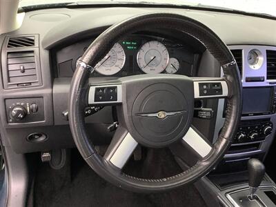 2008 Chrysler 300 C HEMI 5.7L  5.7L V8 - Photo 42 - Crest Hill, IL 60403