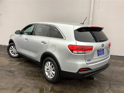 2018 Kia Sorento LX   - Photo 5 - Crest Hill, IL 60403