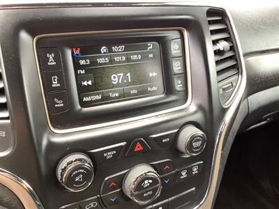 2015 Jeep Grand Cherokee Laredo   - Photo 18 - Crest Hill, IL 60403