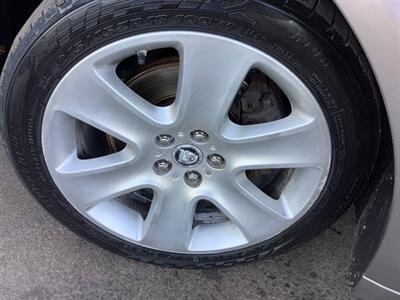 2010 Jaguar XF   - Photo 41 - Crest Hill, IL 60403