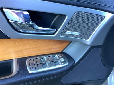 2010 Jaguar XF   - Photo 14 - Crest Hill, IL 60403