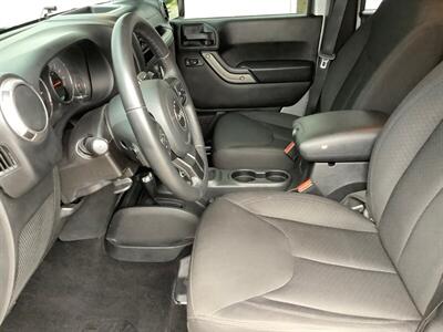 2016 Jeep Wrangler Sport - Photo 14 - Crest Hill, IL 60403