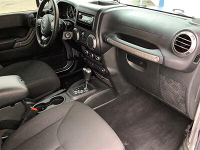 2016 Jeep Wrangler Sport - Photo 28 - Crest Hill, IL 60403