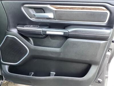 2020 RAM 1500 Laramie - Photo 38 - Crest Hill, IL 60403