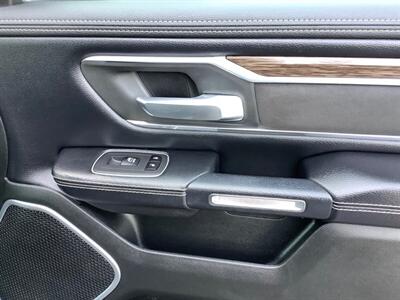 2020 RAM 1500 Laramie - Photo 39 - Crest Hill, IL 60403