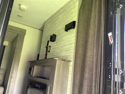 2024 Coachmen Catalina CAT261 BHS-8 Summit Series - Photo 17 - Crest Hill, IL 60403