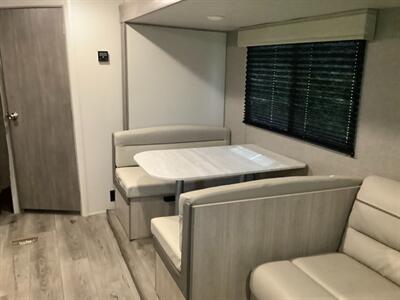 2024 Coachmen Catalina CAT261 BHS-8 Summit Series - Photo 25 - Crest Hill, IL 60403
