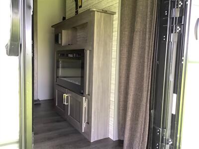 2024 Coachmen Catalina CAT261 BHS-8 Summit Series - Photo 16 - Crest Hill, IL 60403