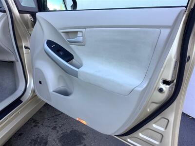 2010 Toyota Prius II   - Photo 28 - Crest Hill, IL 60403