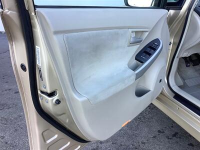 2010 Toyota Prius II   - Photo 13 - Crest Hill, IL 60403