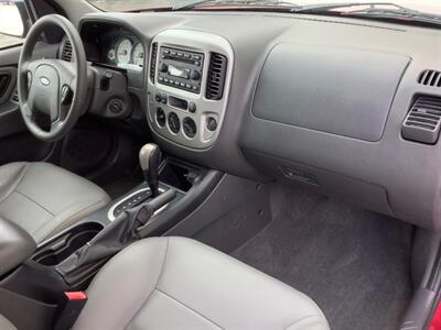 2005 Ford Escape XLT   - Photo 29 - Crest Hill, IL 60403