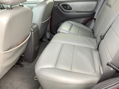 2005 Ford Escape XLT   - Photo 21 - Crest Hill, IL 60403