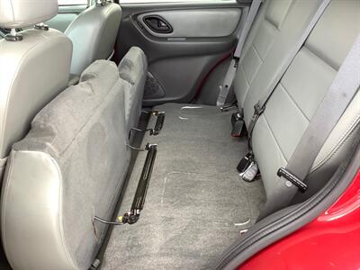 2005 Ford Escape XLT   - Photo 22 - Crest Hill, IL 60403