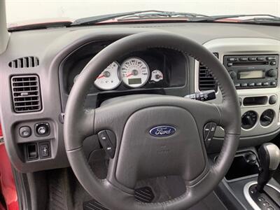 2005 Ford Escape XLT   - Photo 16 - Crest Hill, IL 60403