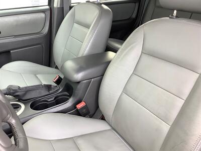 2005 Ford Escape XLT   - Photo 18 - Crest Hill, IL 60403