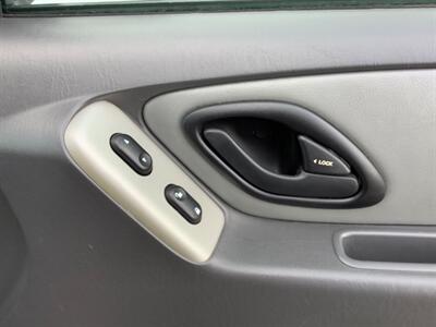 2005 Ford Escape XLT   - Photo 26 - Crest Hill, IL 60403